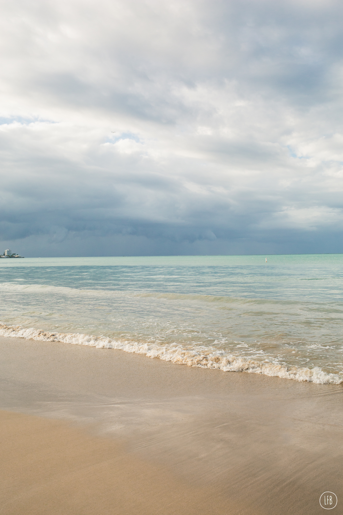 The Beach in Puerto Rico - photographer: Rae Tashman - for lovefromberlin.net