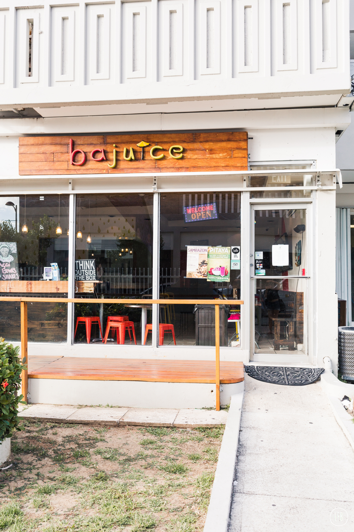 Bajuice in Puerto Rico - photographed by Rae Tashman - lovefromberlin.net
